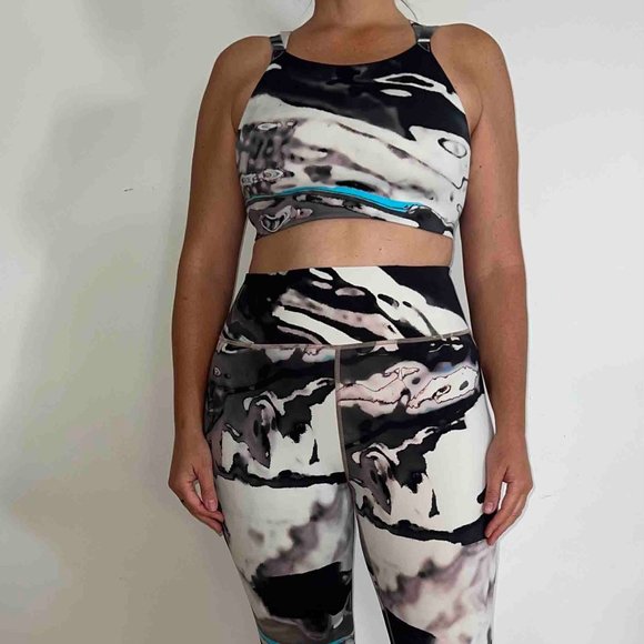 Gentrue Do bra and Do legging sold together - Picture 2 of 11